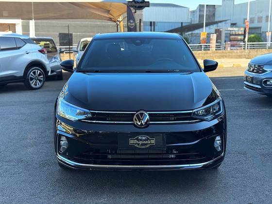 VOLKSWAGEN VIRTUS 1.0 200 TSI HIGHLINE AUTOMÁTICO